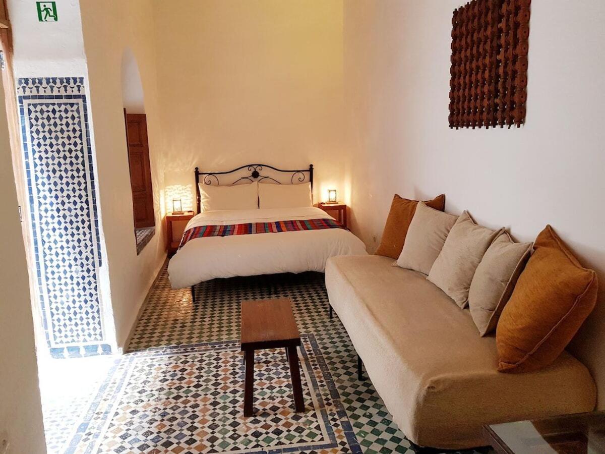 Riad Inspira Bed & Breakfast แมกเนส ห้อง รูปภาพ