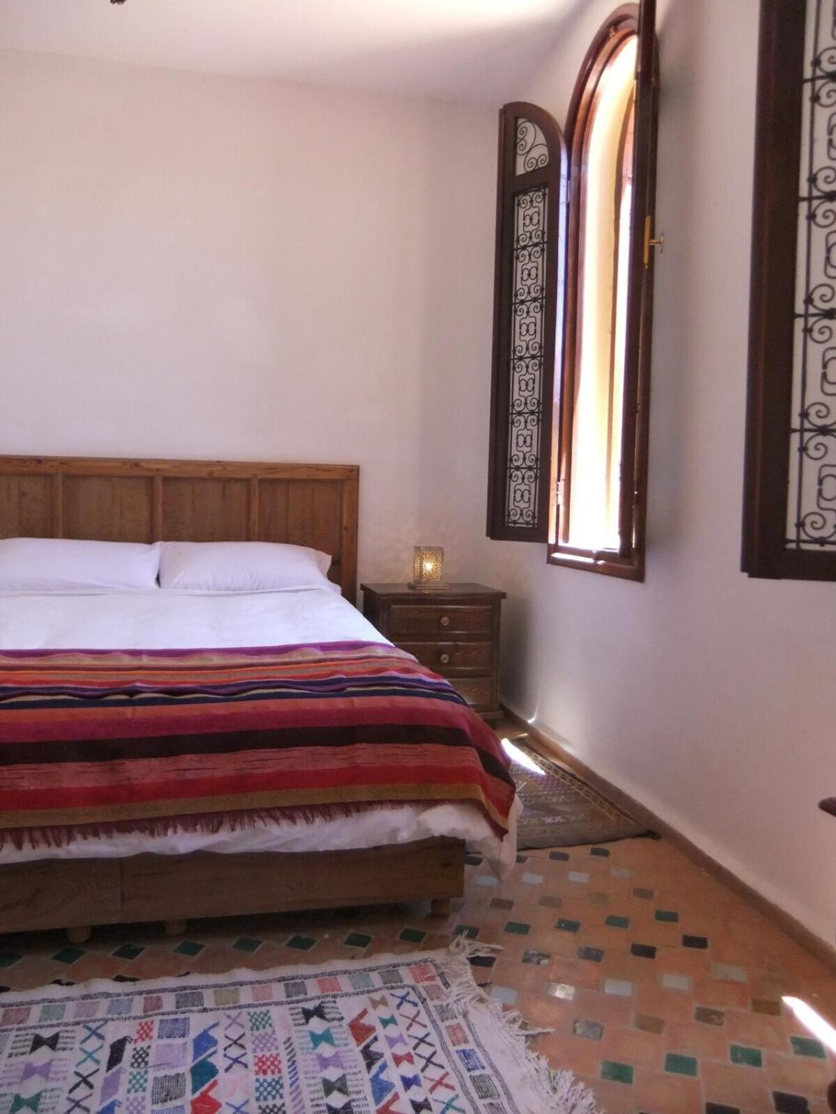 Riad Inspira Bed & Breakfast แมกเนส ห้อง รูปภาพ