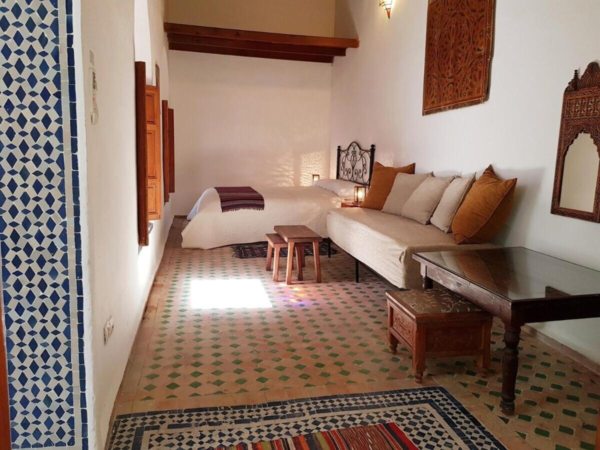 Riad Inspira Bed & Breakfast แมกเนส ห้อง รูปภาพ