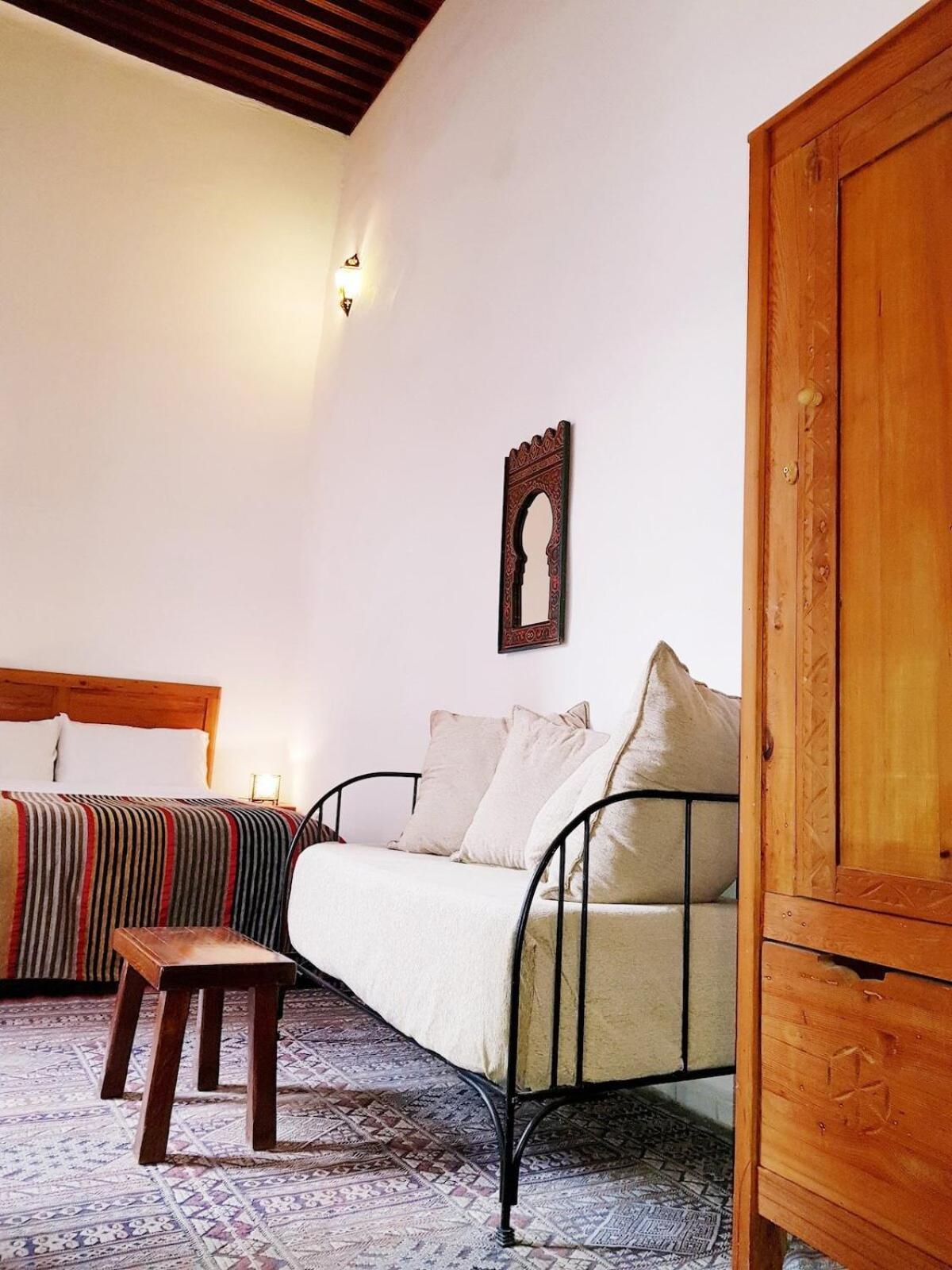 Riad Inspira Bed & Breakfast แมกเนส ห้อง รูปภาพ