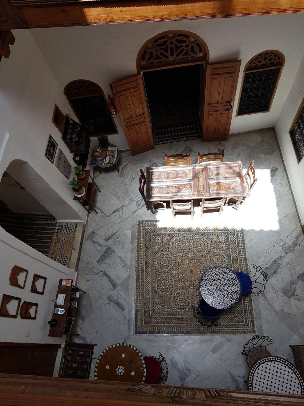 Riad Inspira Bed & Breakfast แมกเนส ภายนอก รูปภาพ