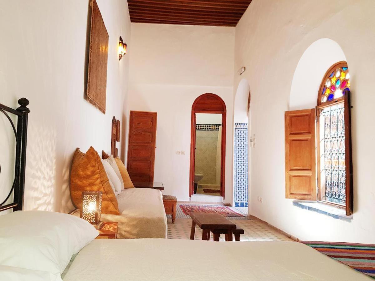 Riad Inspira Bed & Breakfast แมกเนส ภายนอก รูปภาพ