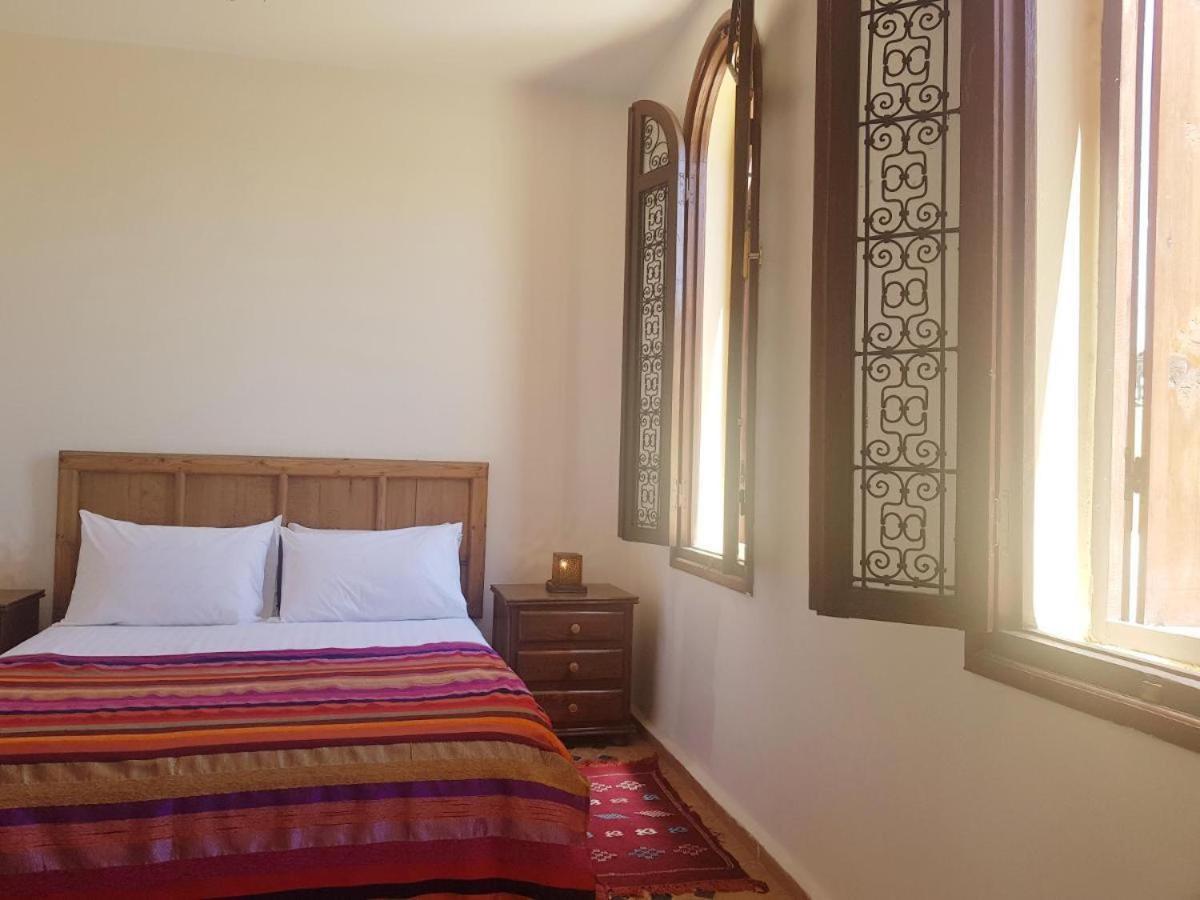 Riad Inspira Bed & Breakfast แมกเนส ภายนอก รูปภาพ