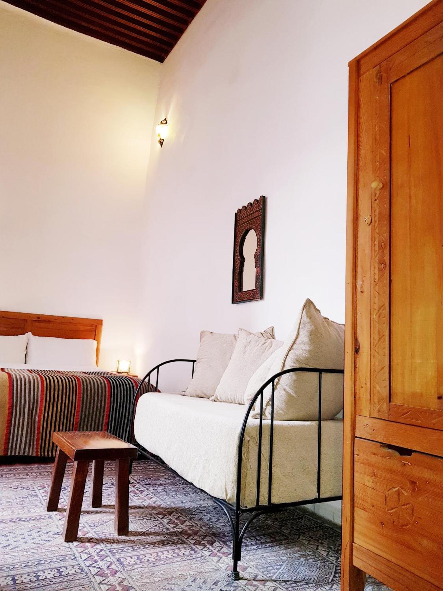 Riad Inspira Bed & Breakfast แมกเนส ภายนอก รูปภาพ