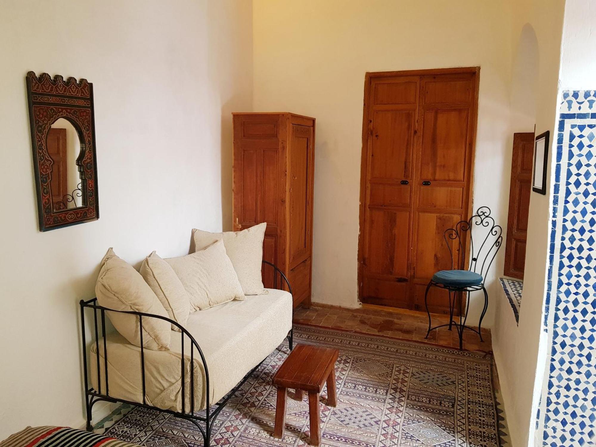 Riad Inspira Bed & Breakfast แมกเนส ภายนอก รูปภาพ