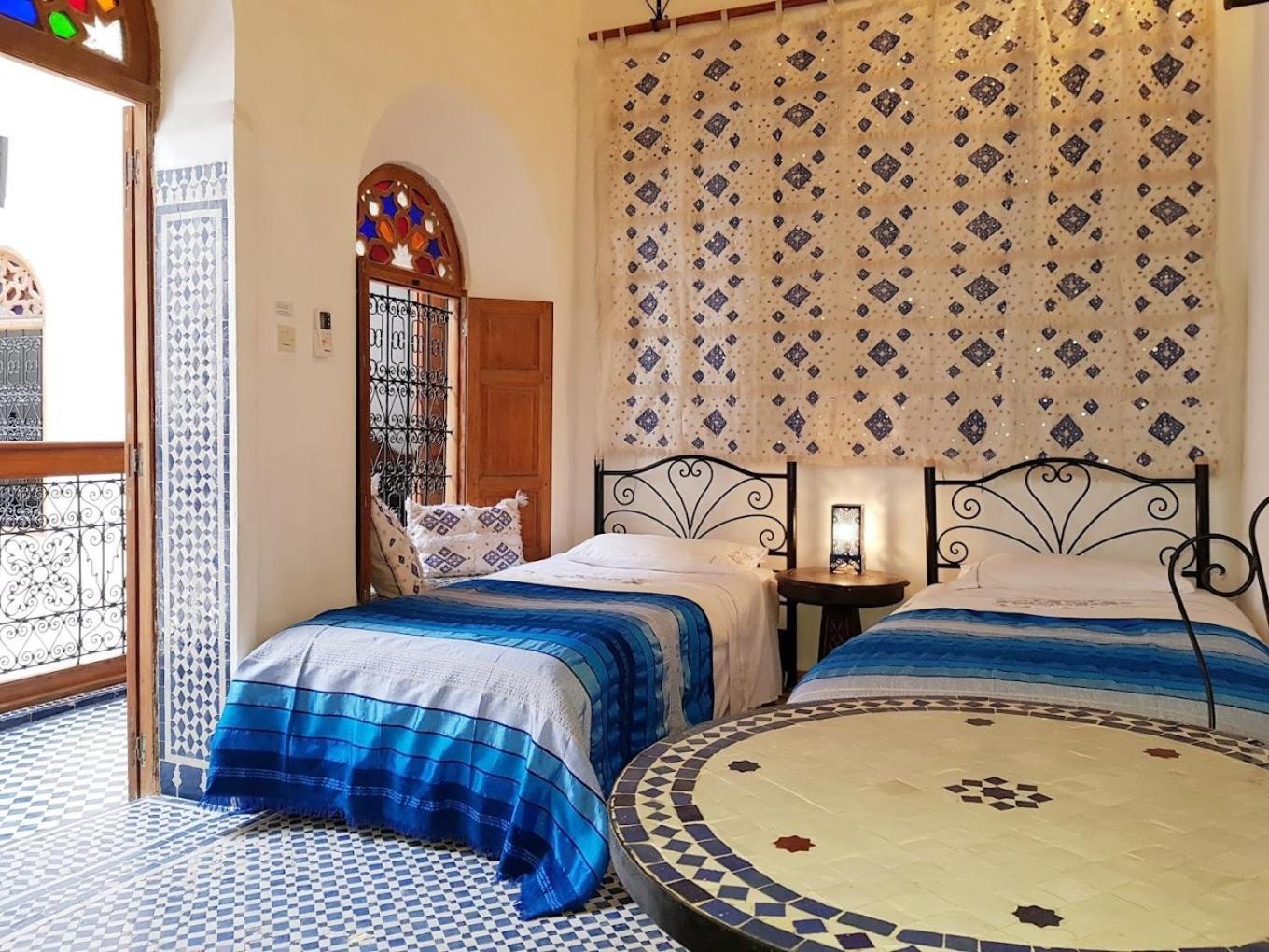 Riad Inspira Bed & Breakfast แมกเนส ภายนอก รูปภาพ